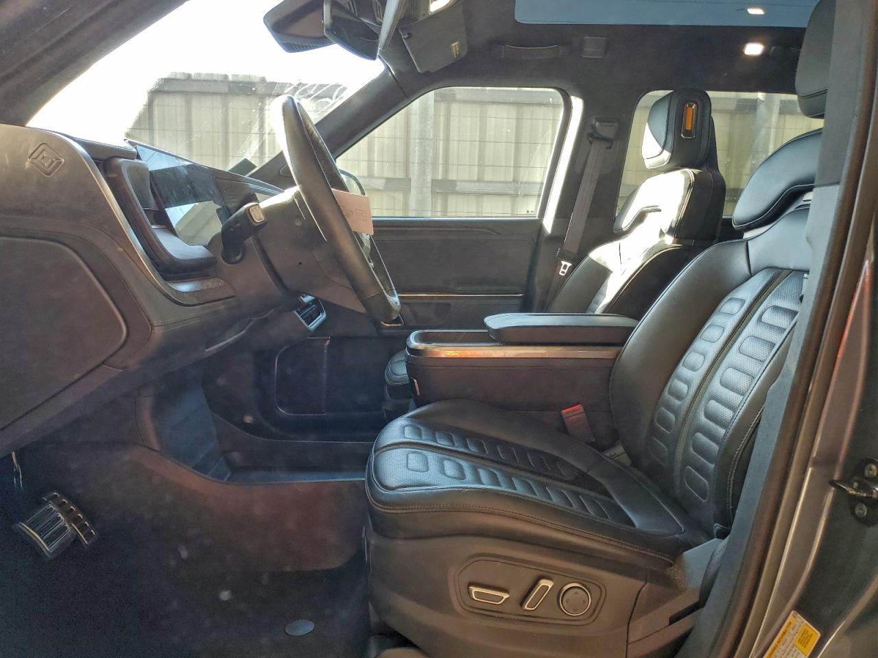 Rivian Rit Adventure Image 3