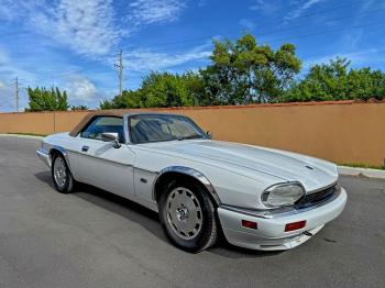  Salvage Jaguar Xjs