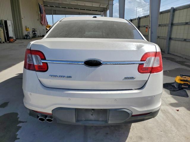 Ford Taurus Sel Image 4