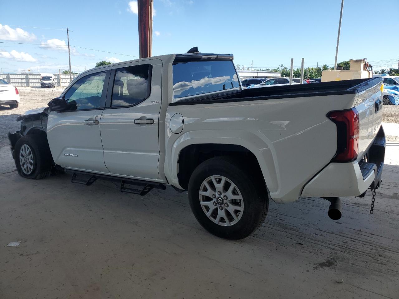 Toyota Tacoma Double Cab Image 10