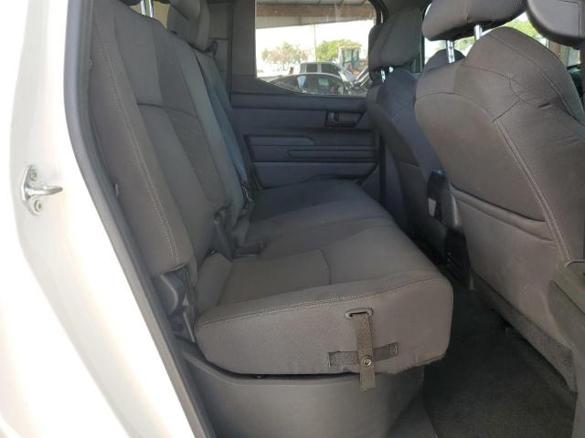 Toyota Tacoma Double Cab Image 12