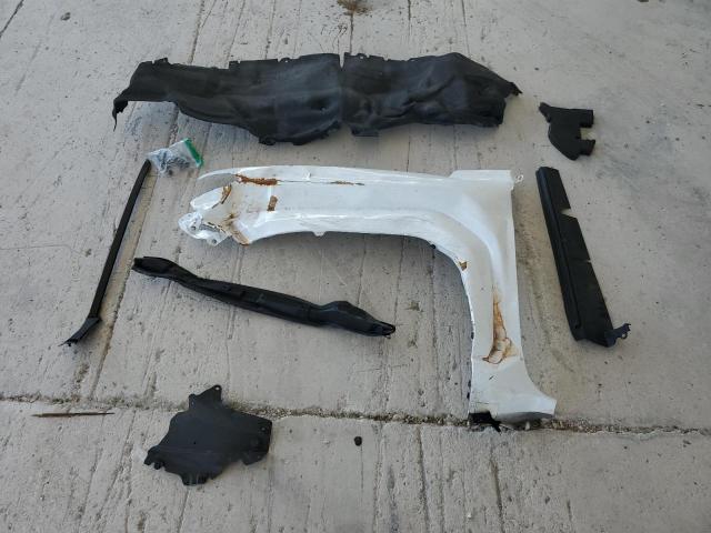 Toyota Tacoma Double Cab Image 13