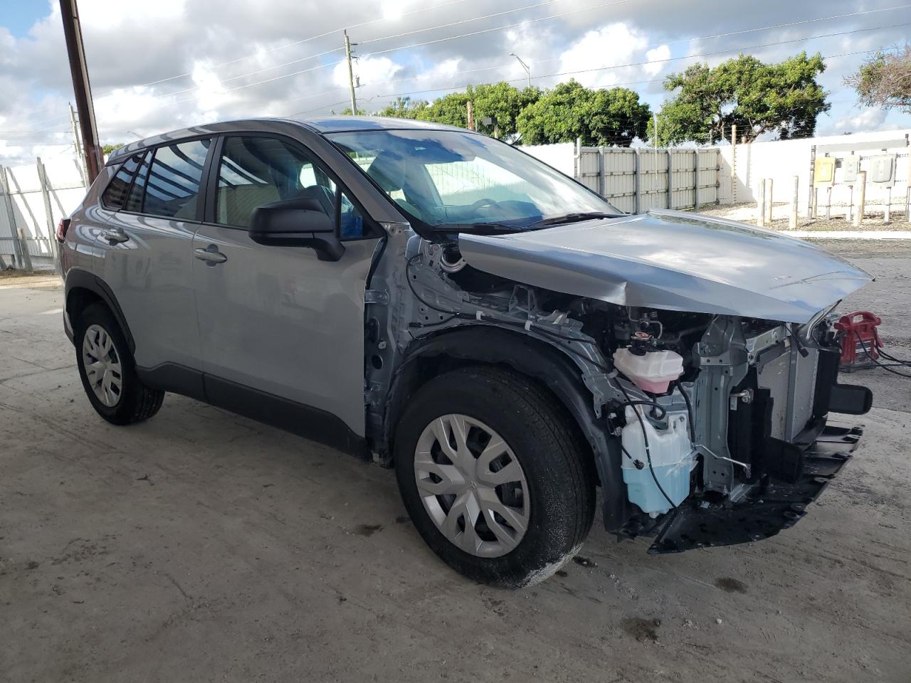 Toyota Corolla L Image 9