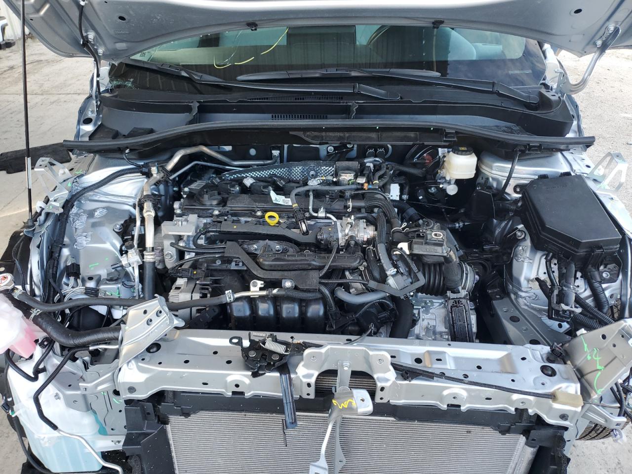 Toyota Corolla L Image 2