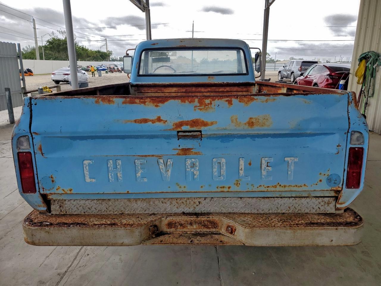 Chevrolet C20 Image 7