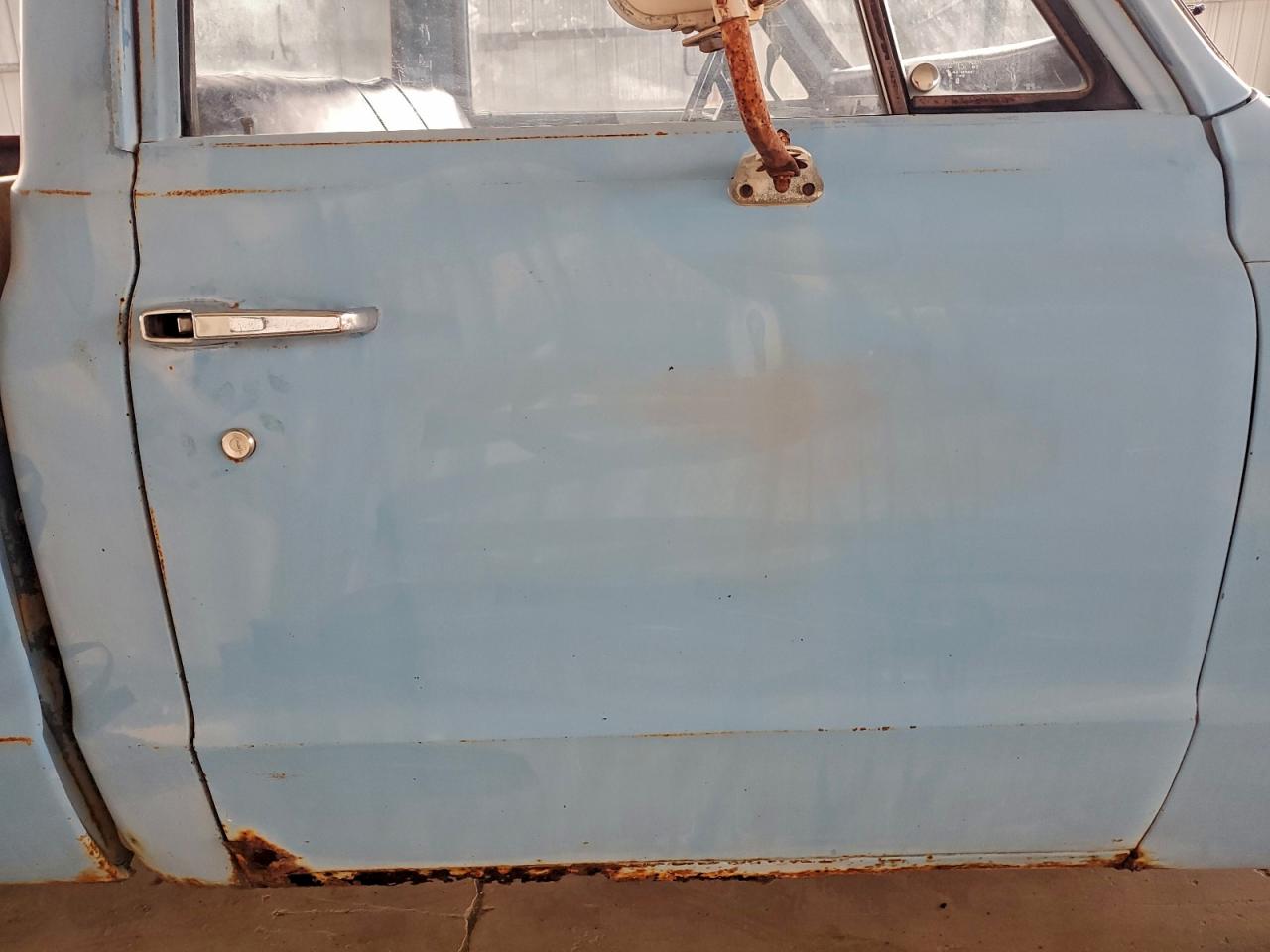 Chevrolet C20 Image 10