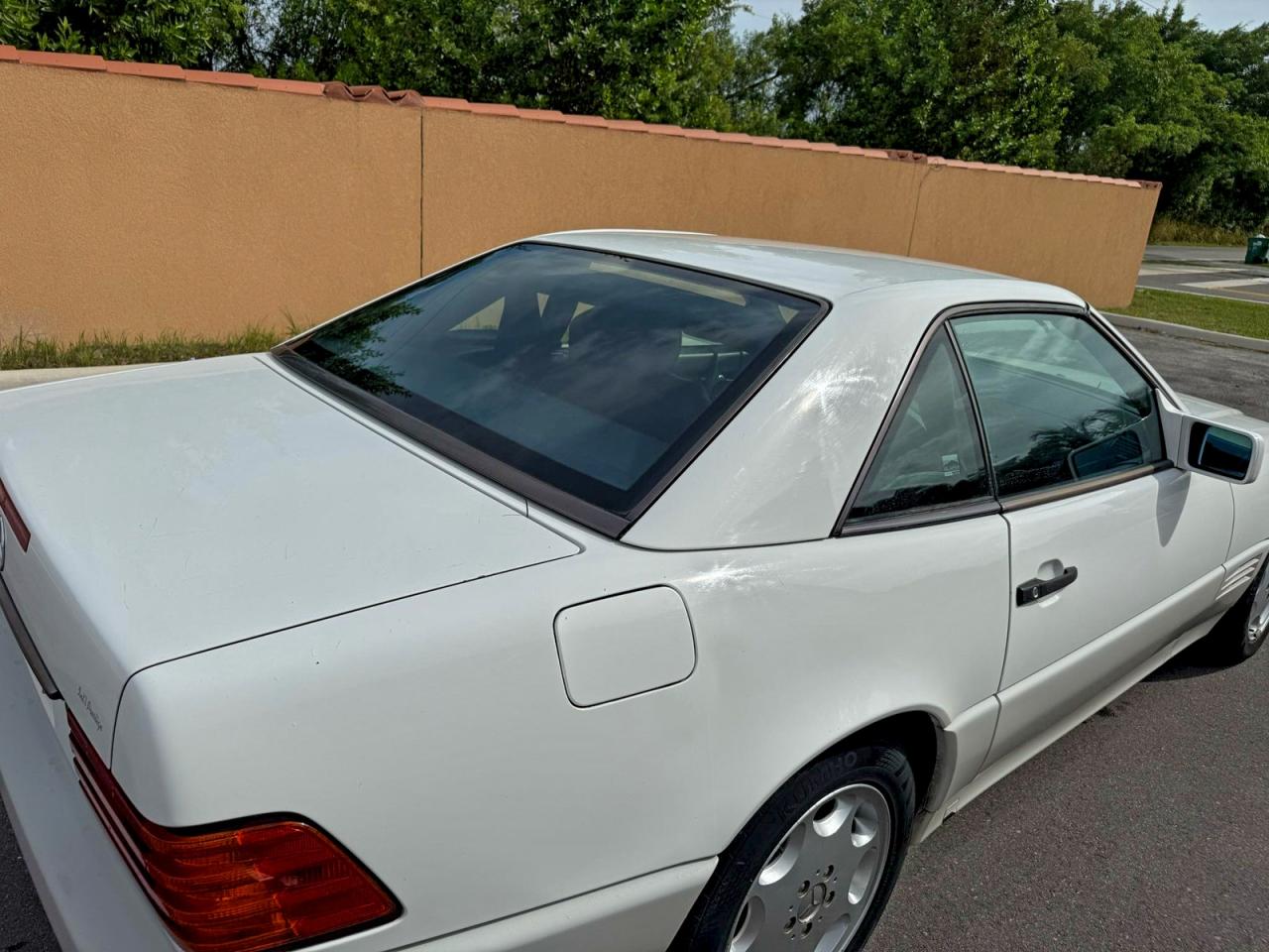 Mercedes-Benz S-Class 320 Image 13