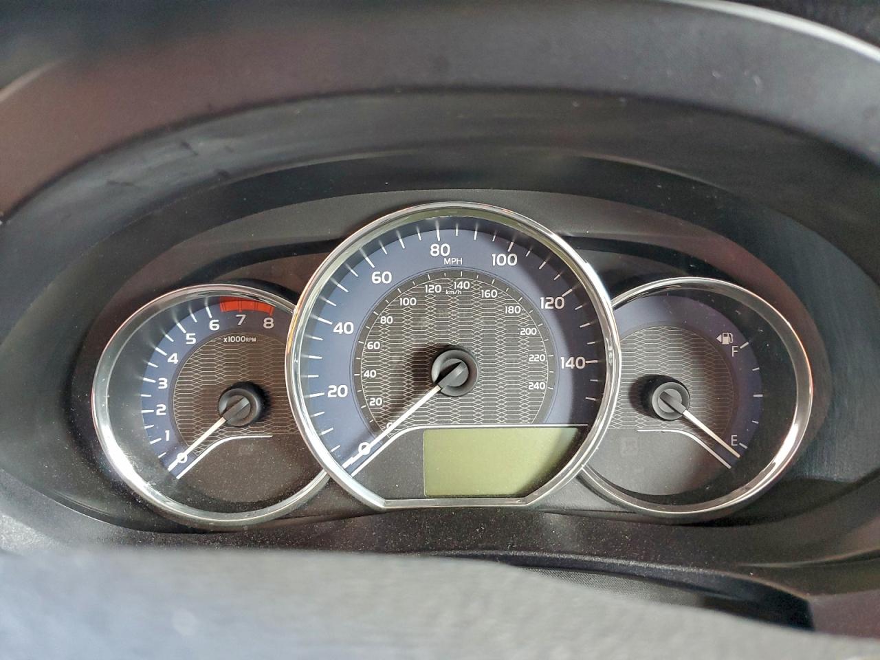 Toyota Corolla L Image 10