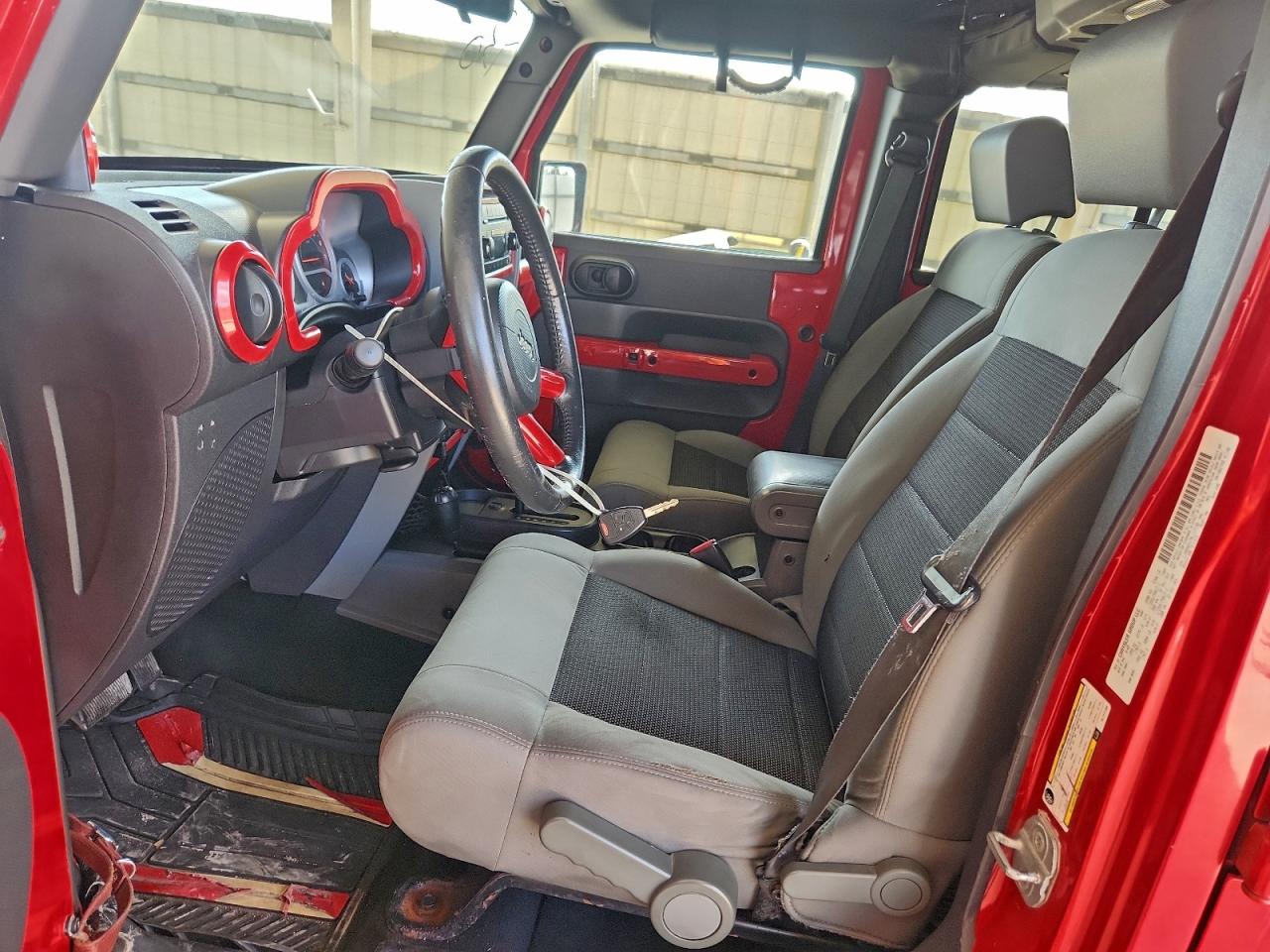 Jeep Wrangler Rubicon Image 9