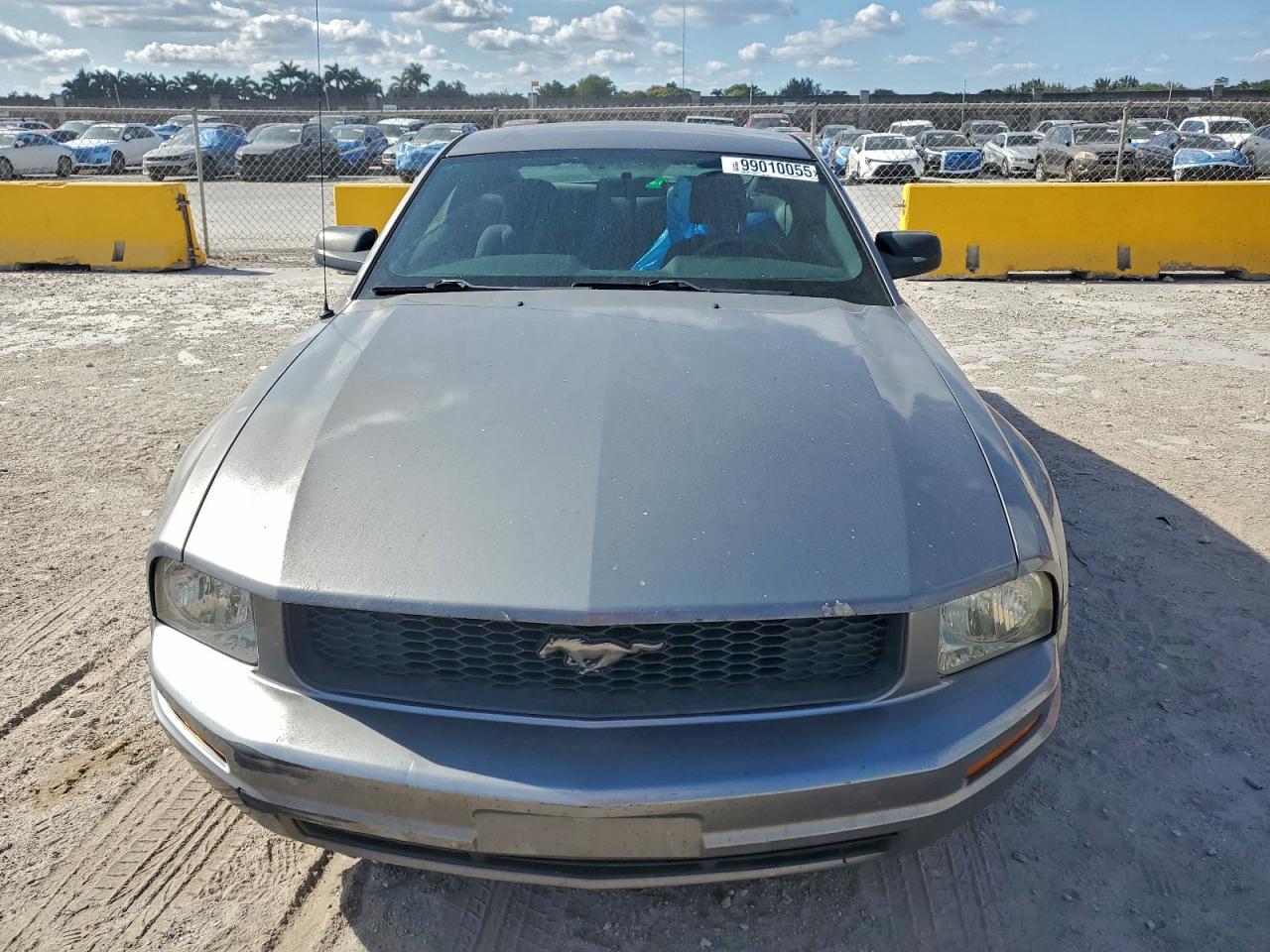 Ford Mustang Image 11