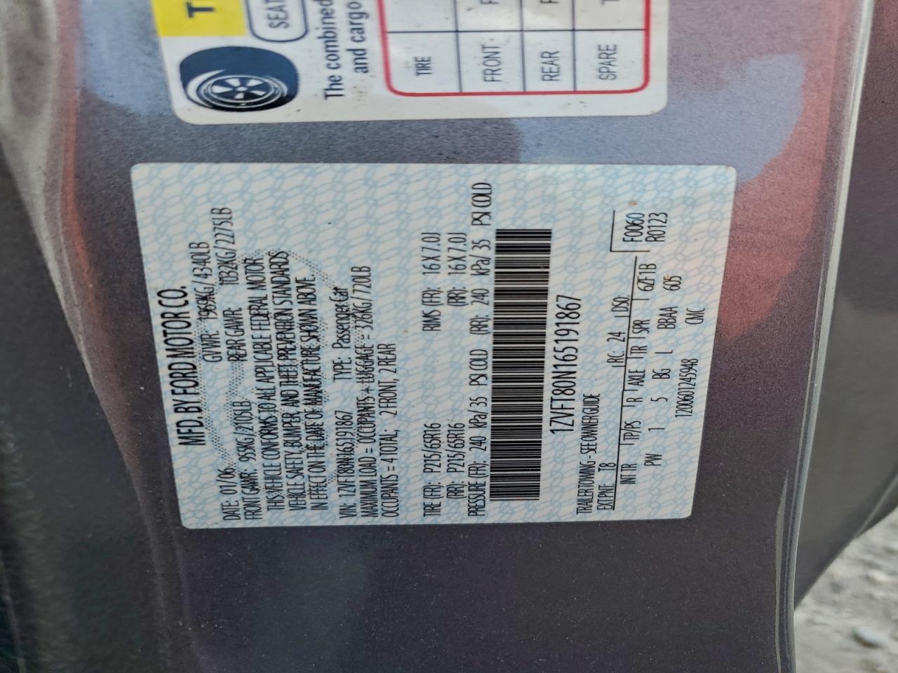 Ford Mustang Image 8