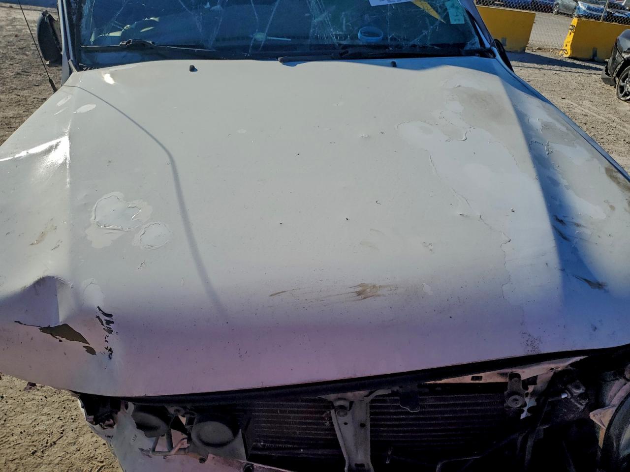 Toyota Tacoma Double Cab Prerunner Image 11