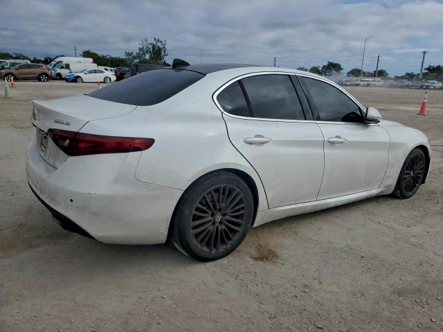 Alfa Romeo Giulia Ti Image 5