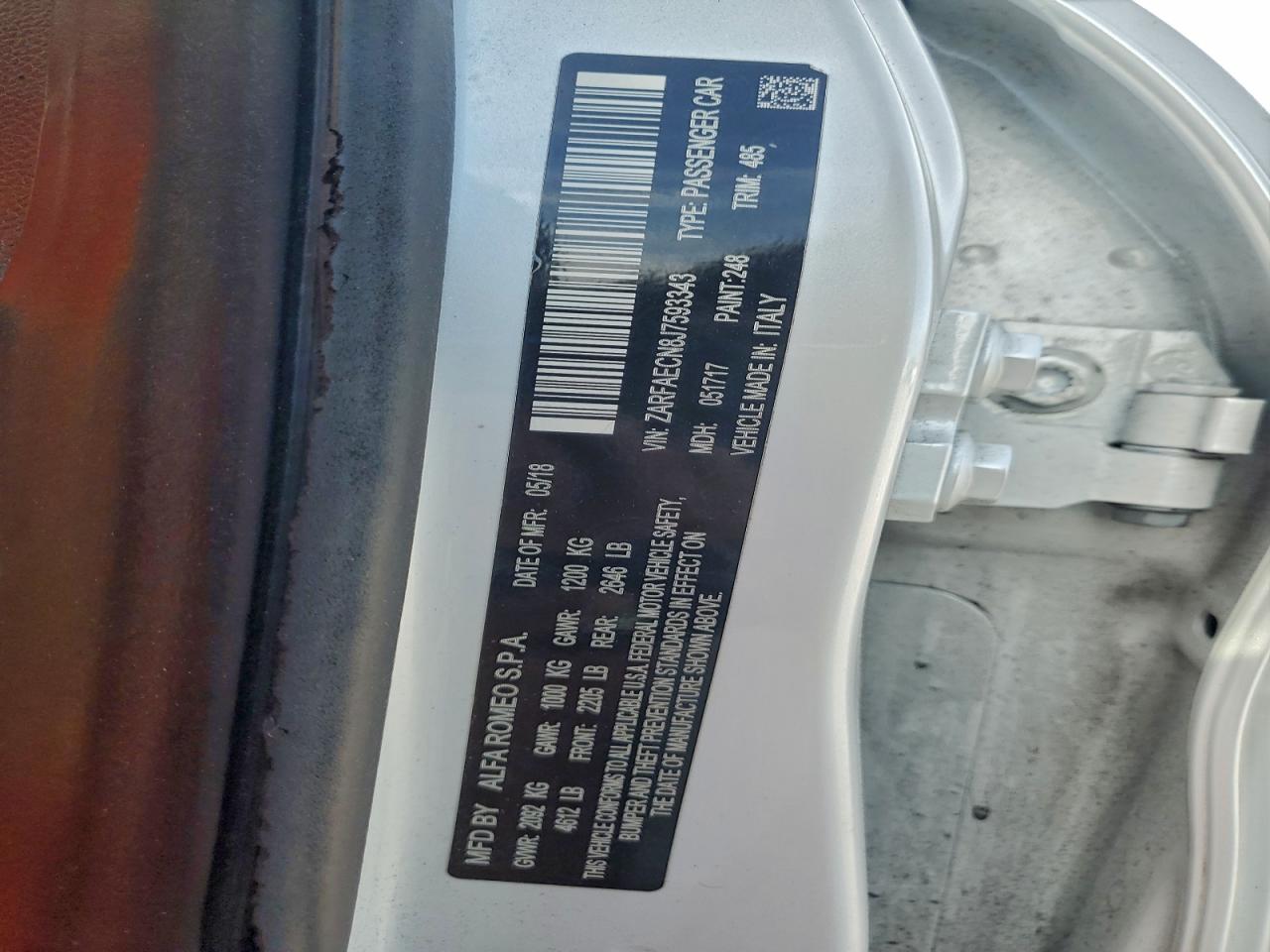 Alfa Romeo Giulia Ti Image 9