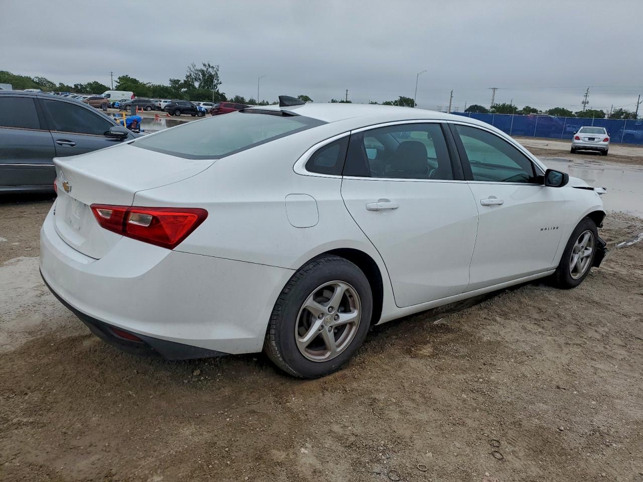 Chevrolet Malibu Ls Image 3