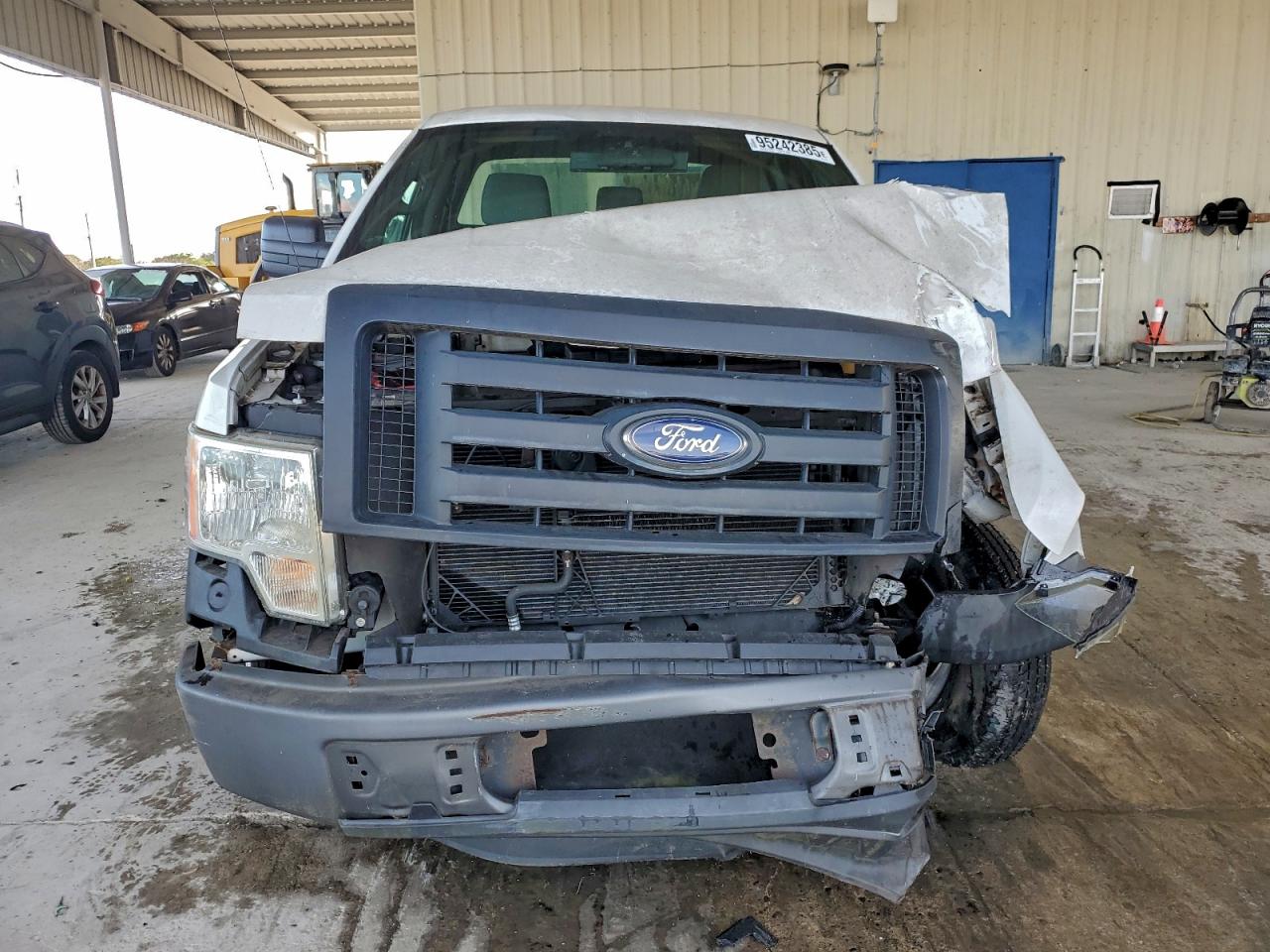 Ford F-150 Image 2