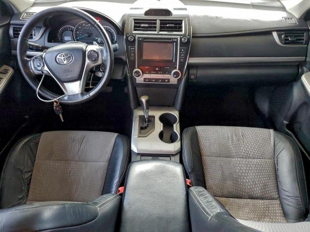 Toyota Camry Base Image 6
