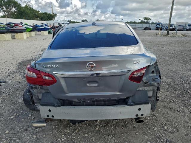 Nissan Altima 2.5 Image 3