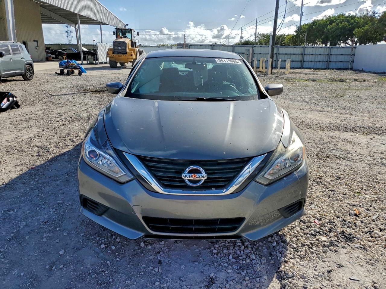 Nissan Altima 2.5 Image 5