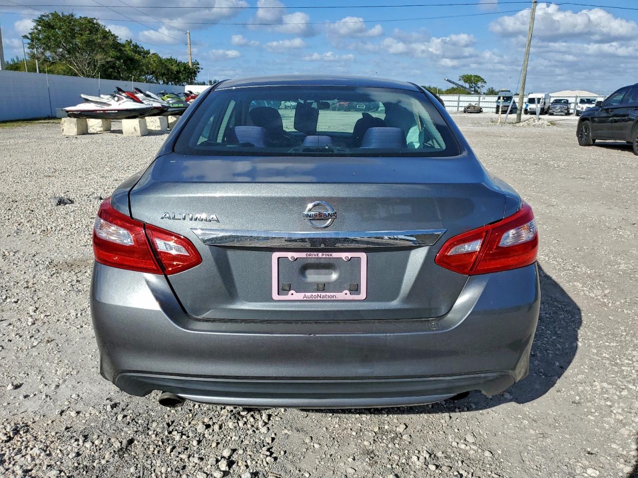 Nissan Altima 2.5 Image 7