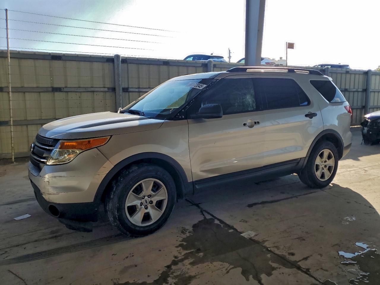 Ford Explorer Image 1