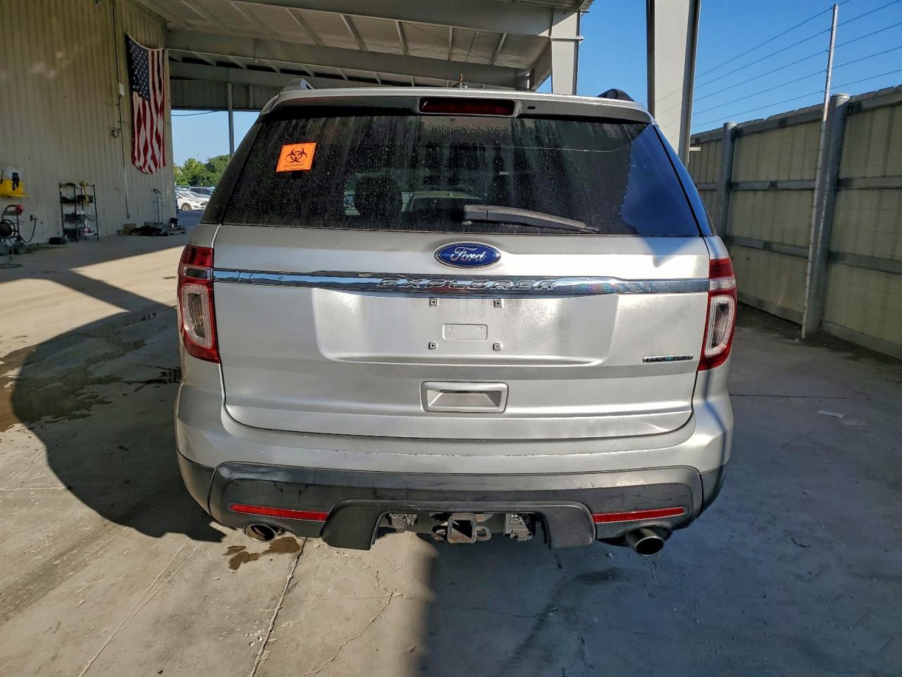 Ford Explorer Image 8