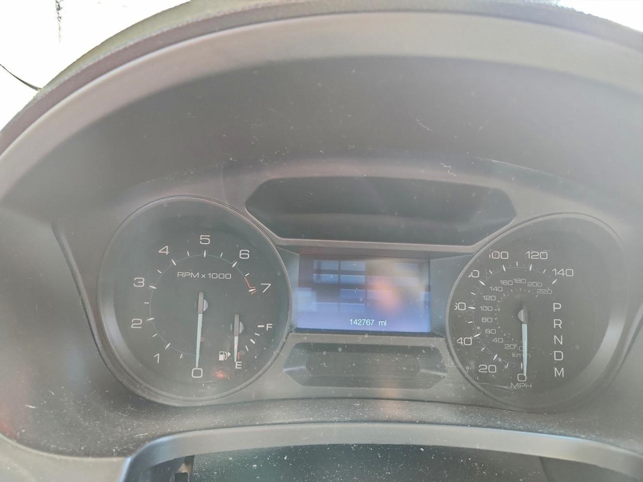 Ford Explorer Image 4