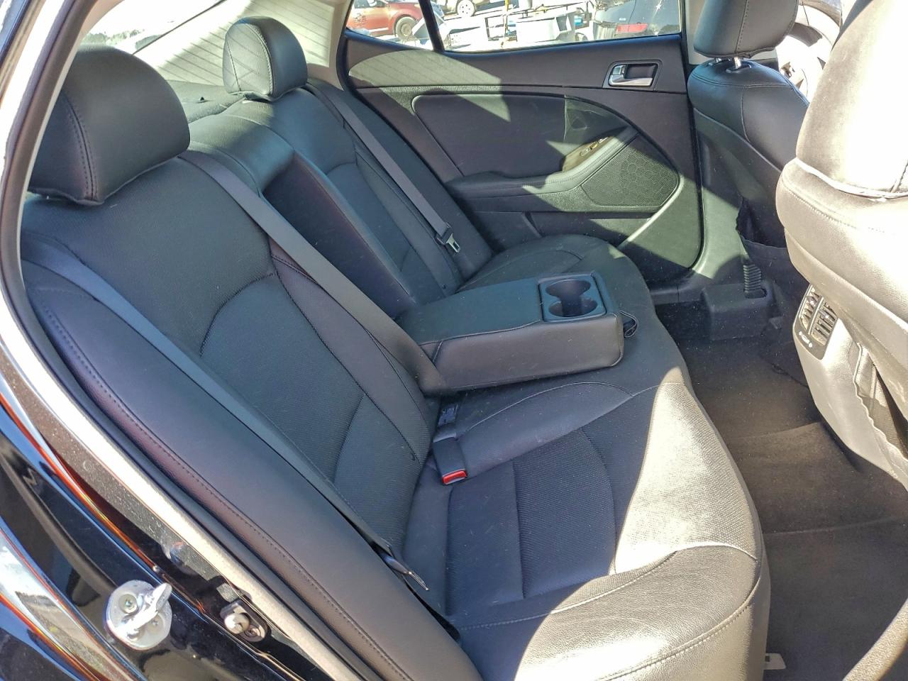 Kia Optima Ex Image 8