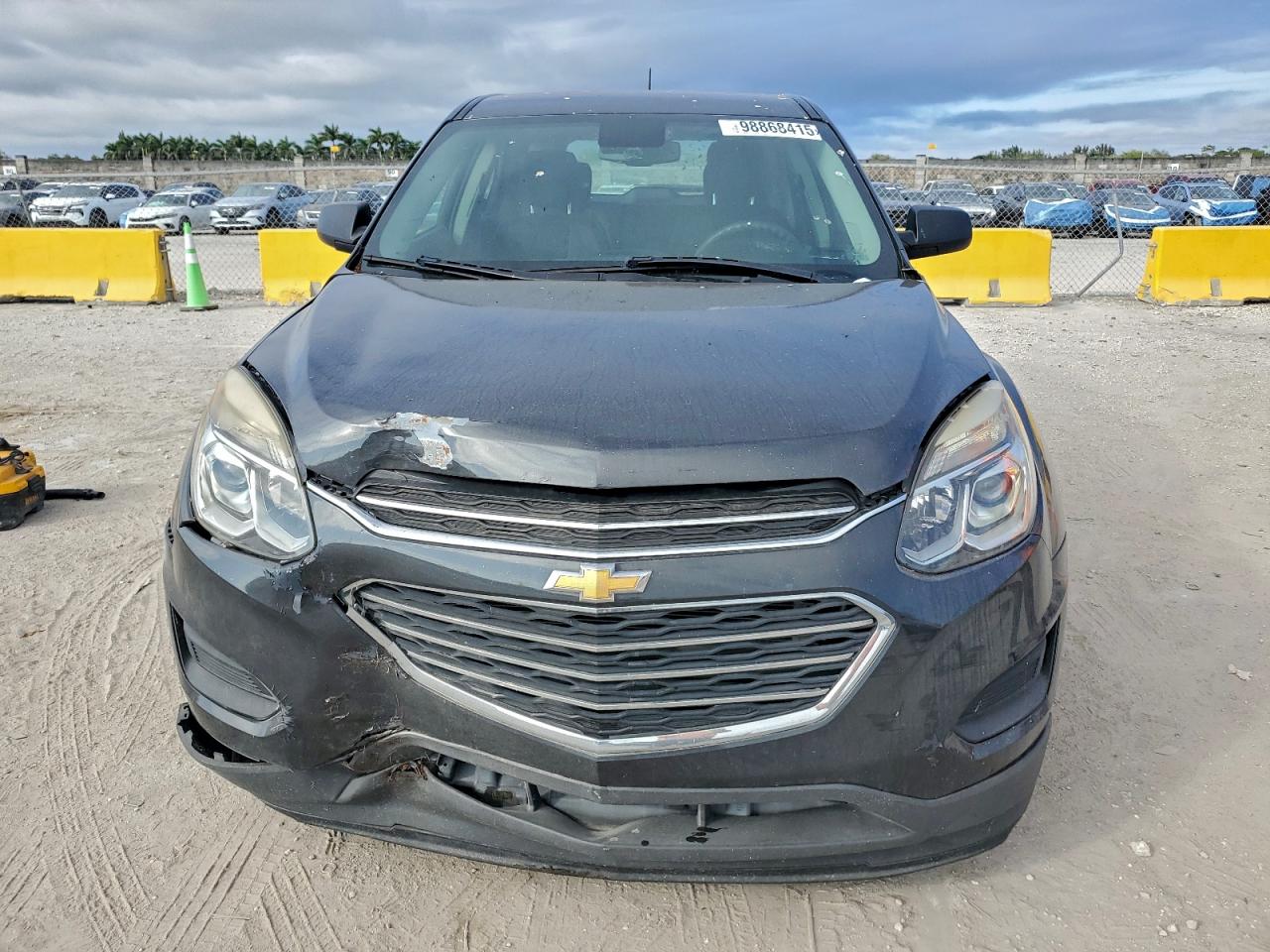 Chevrolet Equinox Ls Image 6