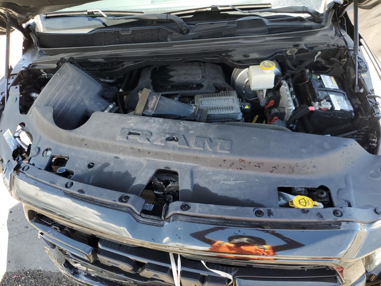 Ram 1500 Laramie Image 7