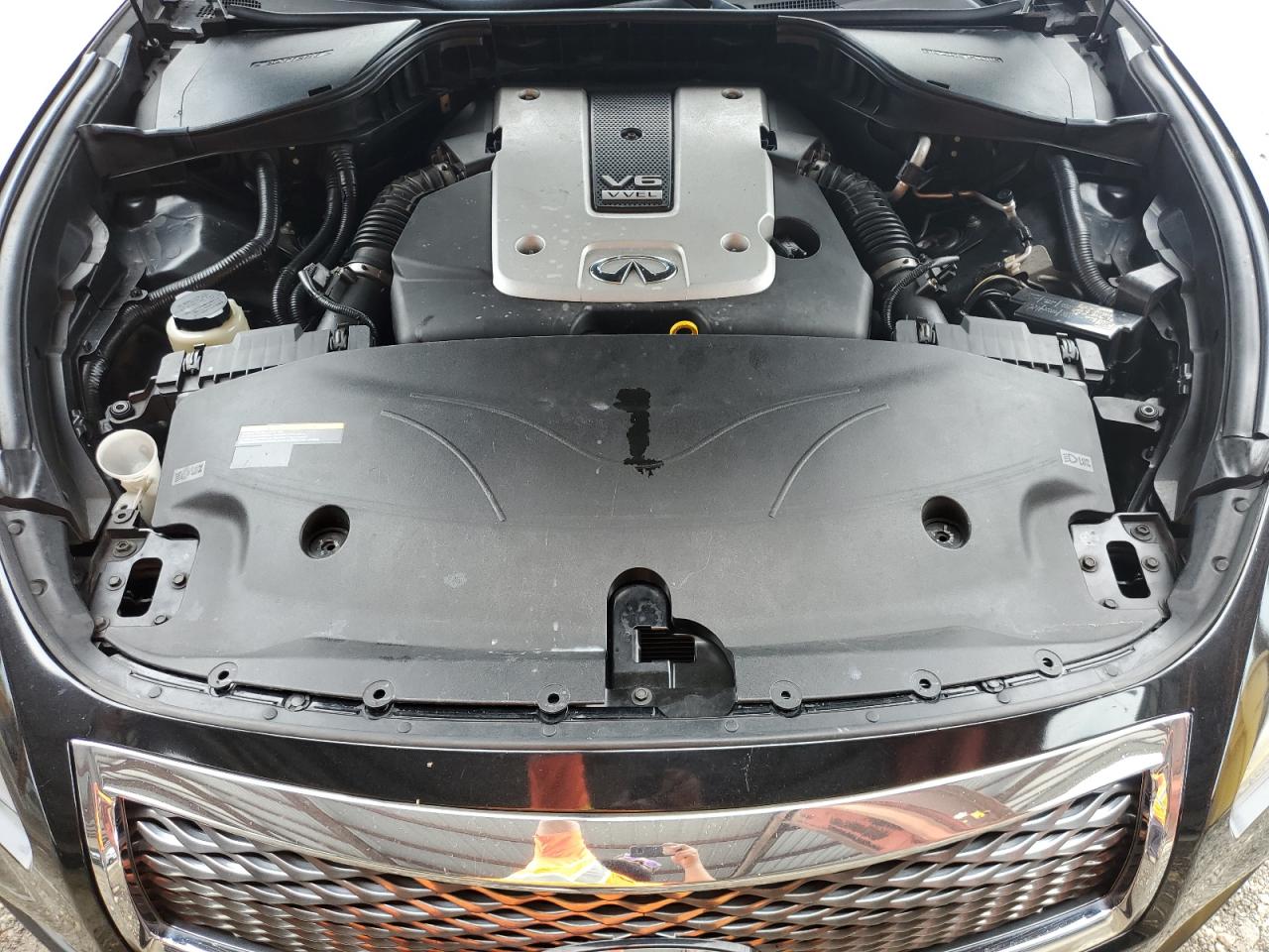 INFINITI Q70 3.7 Image 12