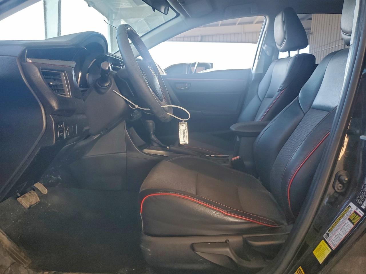 Toyota Corolla L Image 14