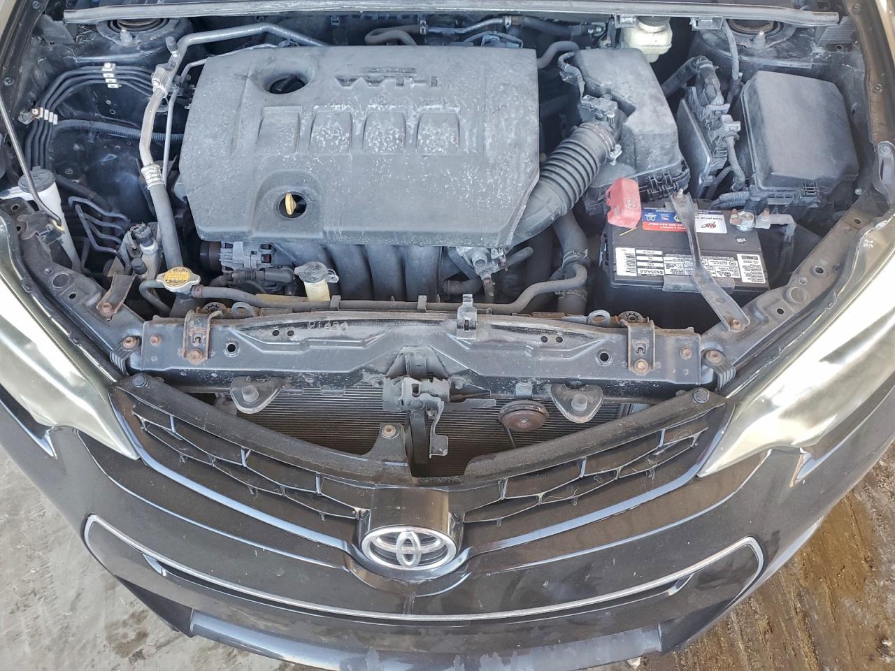 Toyota Corolla L Image 9