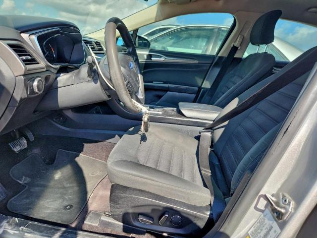 Ford Fusion Se Hybrid Image 8