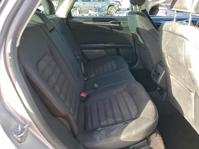 Ford Fusion Se Hybrid Image 10