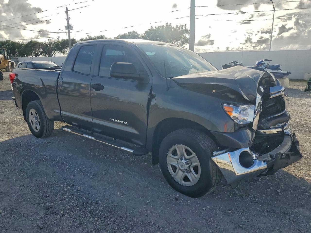 Toyota Tundra Double Cab Sr5 Image 4