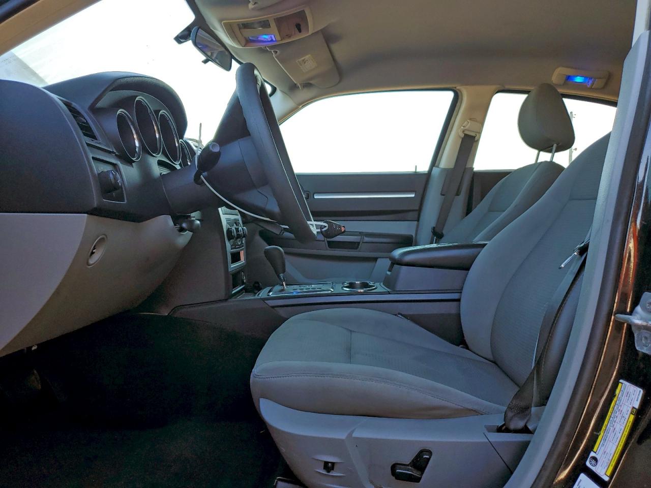 Dodge Charger Sxt Image 8