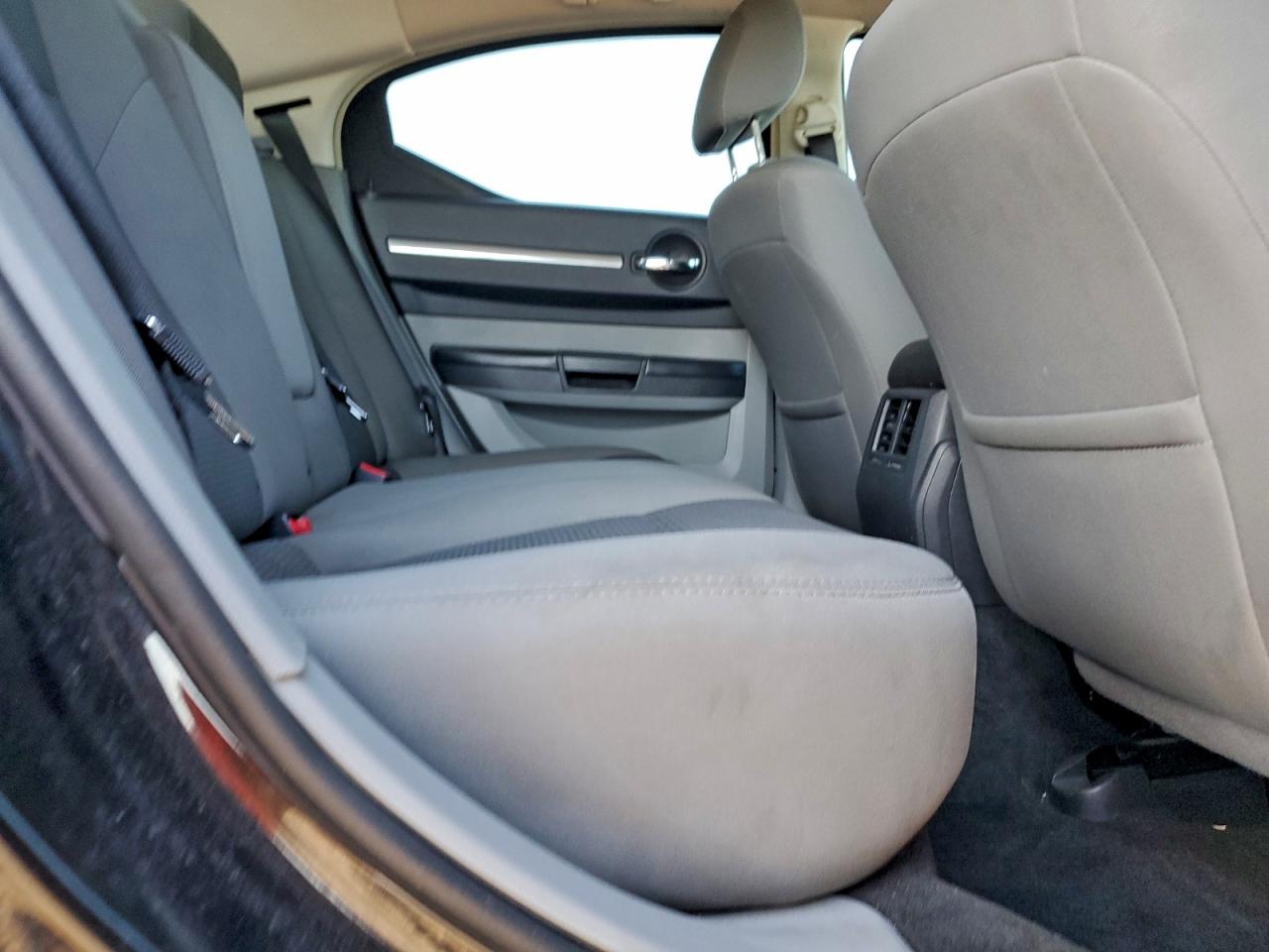 Dodge Charger Sxt Image 2