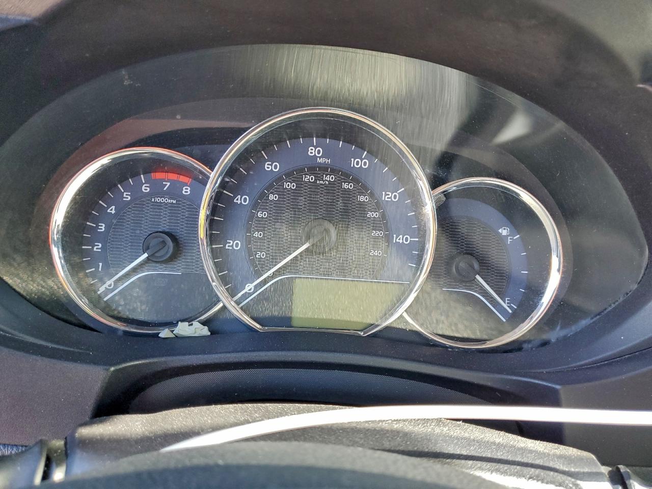 Toyota Corolla L Image 6