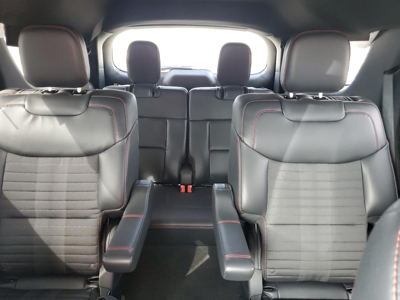 Ford Explorer St-line Image 9