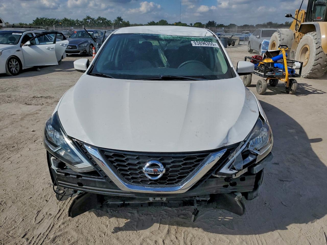 Nissan Sentra S Image 2