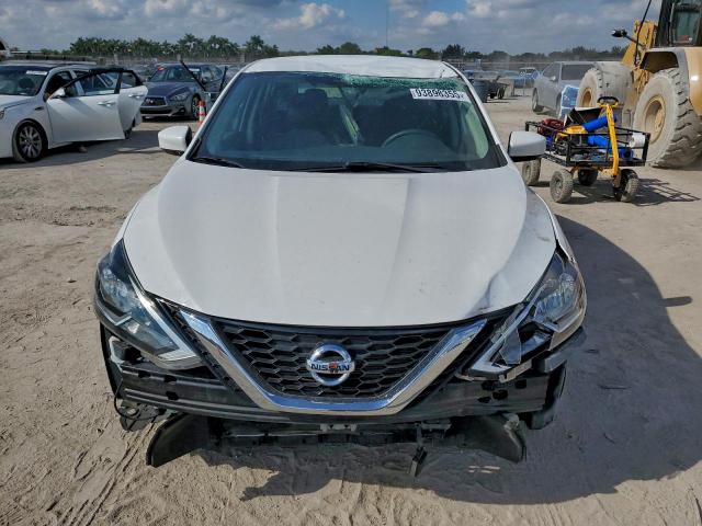 Nissan Sentra S Image 2