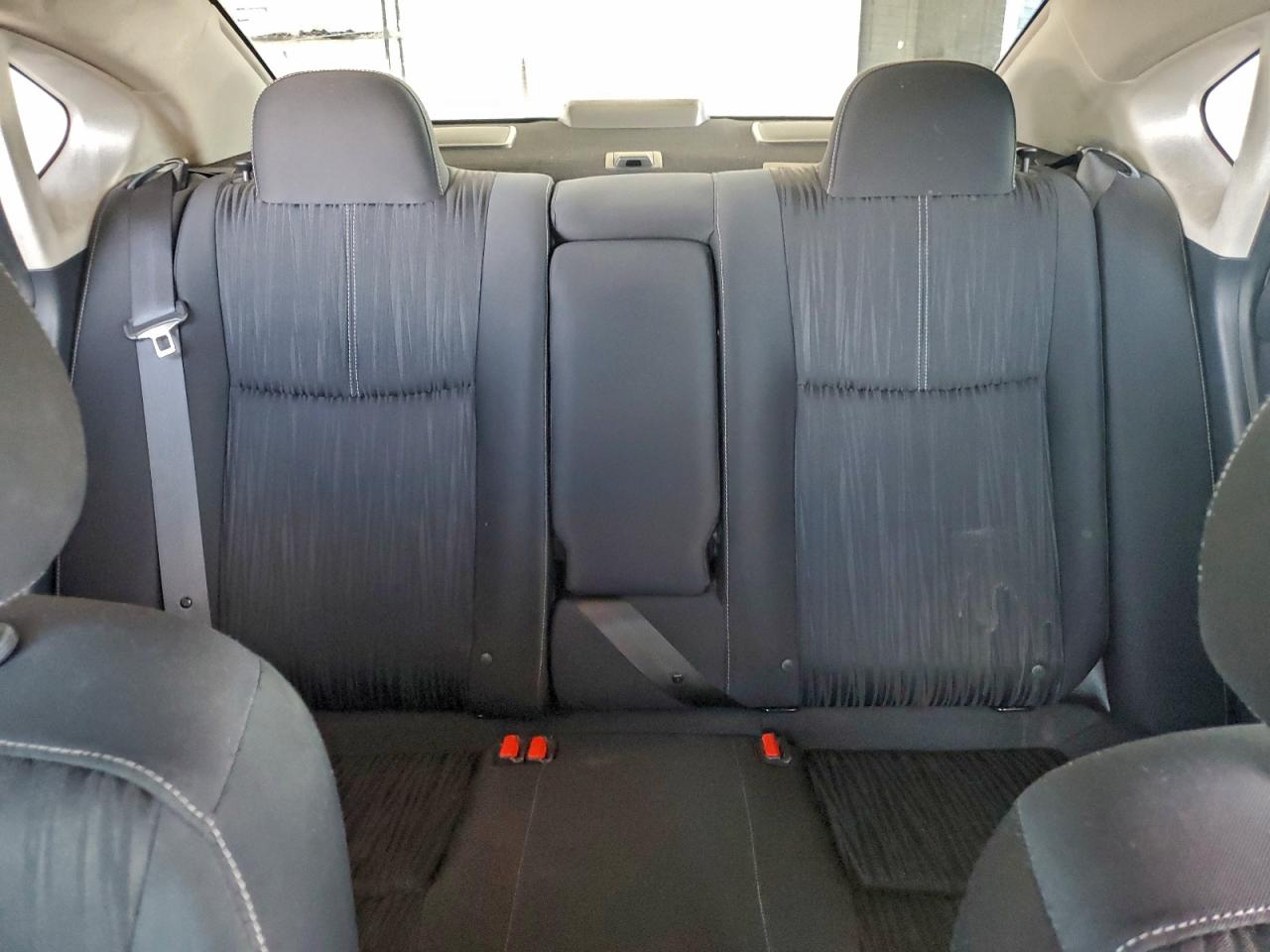 Nissan Sentra S Image 11