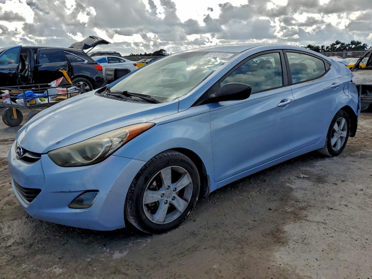 Hyundai ELANTRA Gls Image 1