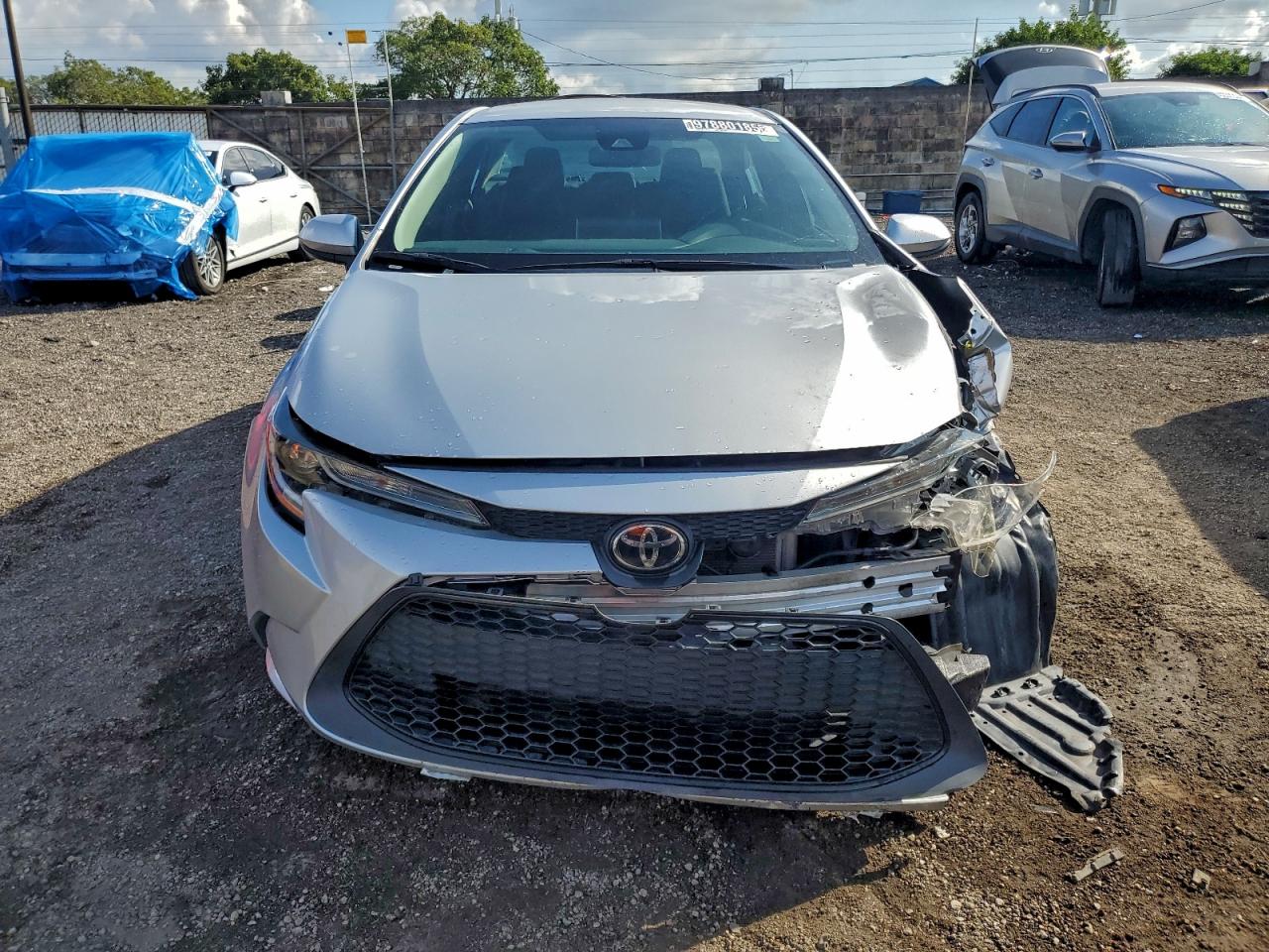 Toyota Corolla Le Image 11