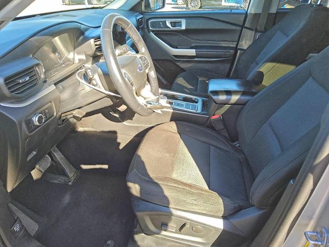 Ford Explorer Xlt Image 12