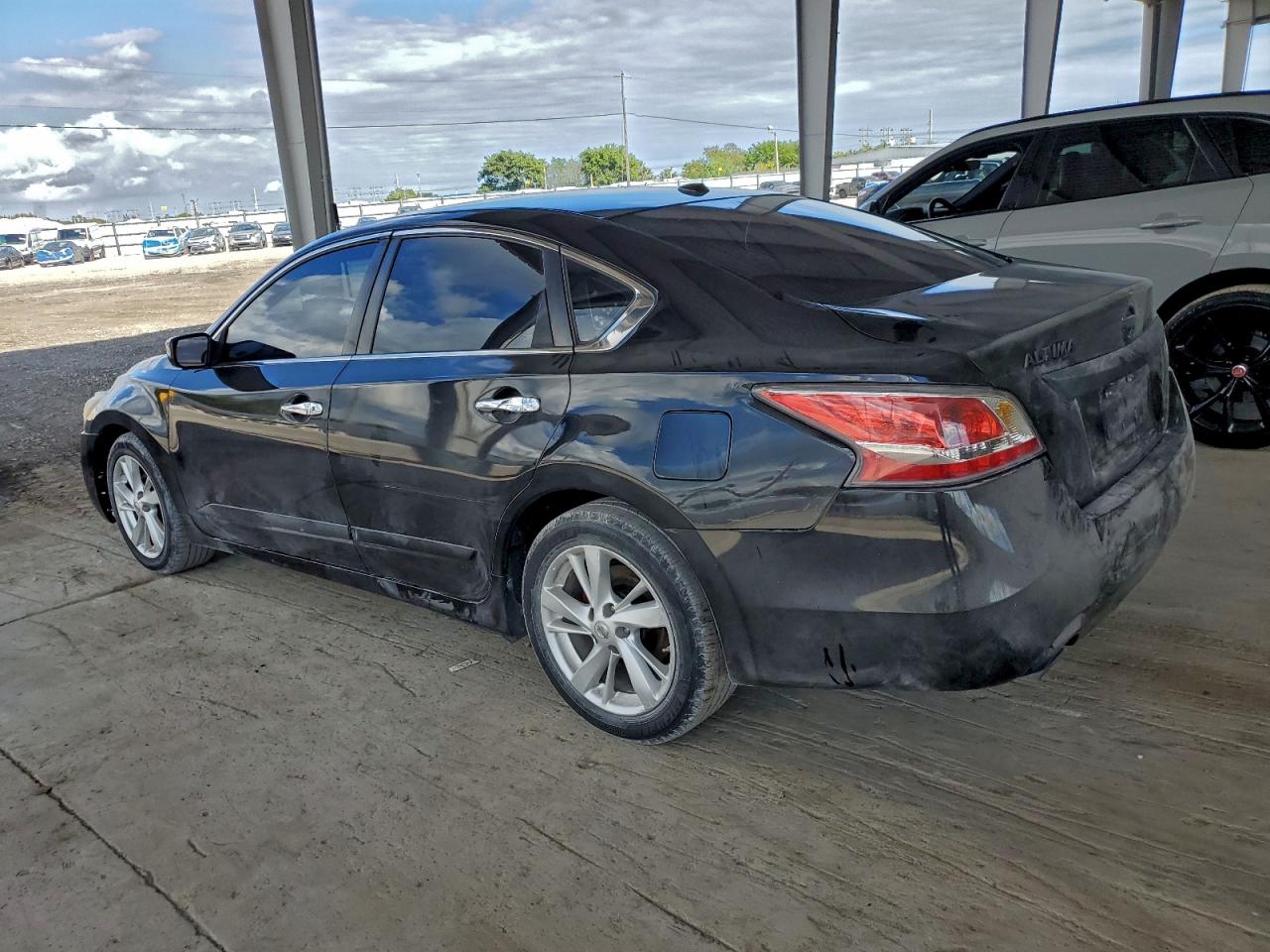 Nissan Altima 2.5 Image 2