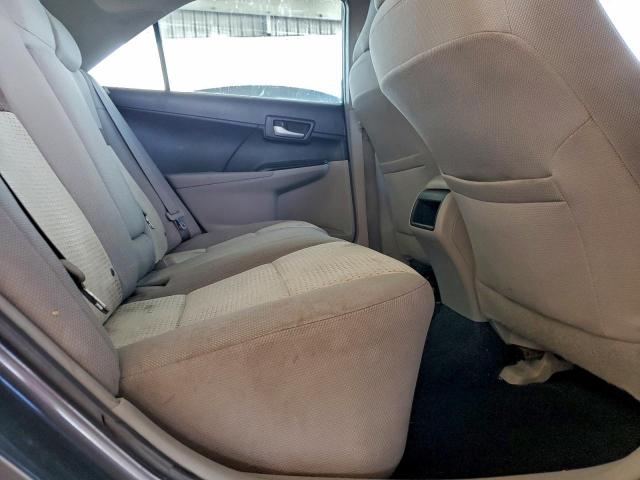 Toyota Camry L Image 9