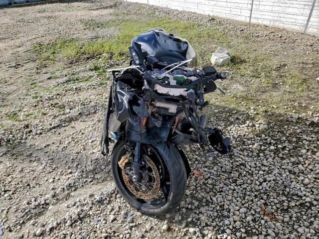 Suzuki Gsx1300 Ra Image 9