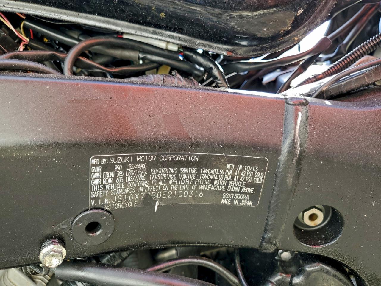 Suzuki Gsx1300 Ra Image 7